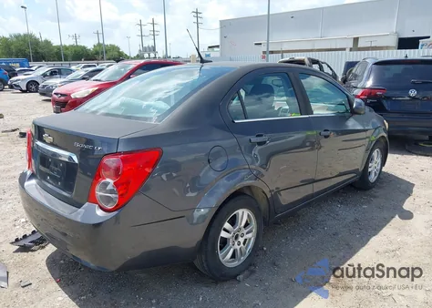 2013 Chevrolet Sonic Lt Auto z USA, uszkodzony, nr VIN 1G1JC5SH3D4148663